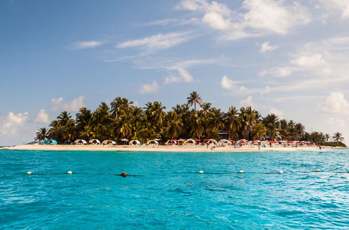 El islote Johnny Cay en San Andrés, Colombia