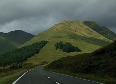 Paisaje carretera Escocia