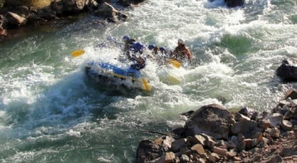 Practicar rafting en Madrid