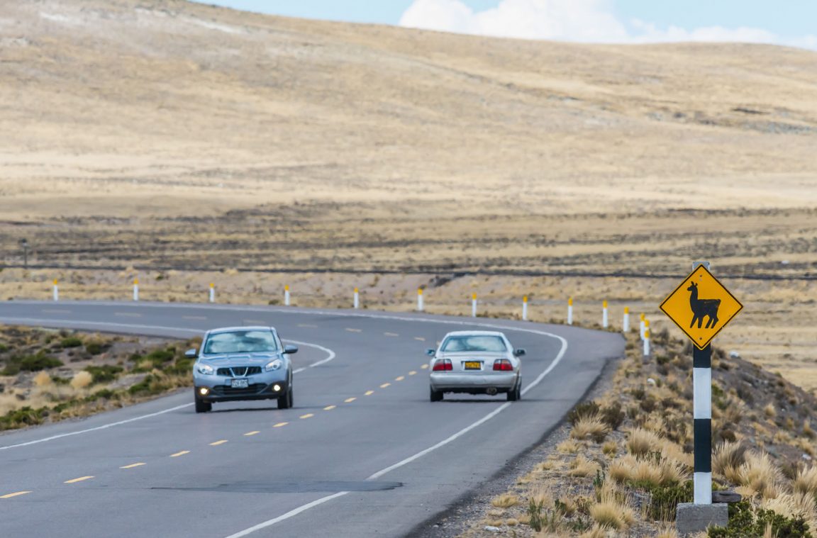 Circulando por las carreteras de Perú