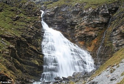 cascada cola de caballo