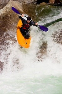 Descenso kayak rapidos