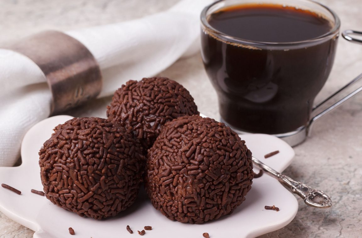 El brigadeiro, una combinación de chocolate y leche condensada