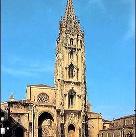 Foto de la Catedral de Oviedo, Asturias, España