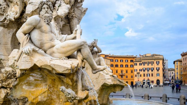 Fuente de los Cuatro Ríos, en la Plaza Navona, Roma