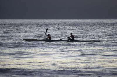 Kayak en Cantabria atardecer