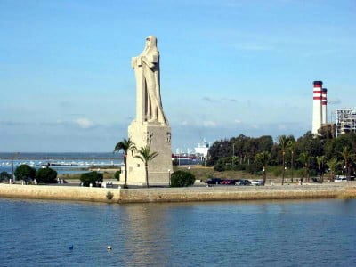 Monumento a Colón en Huelva