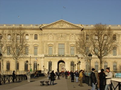 museo del louvre en paris