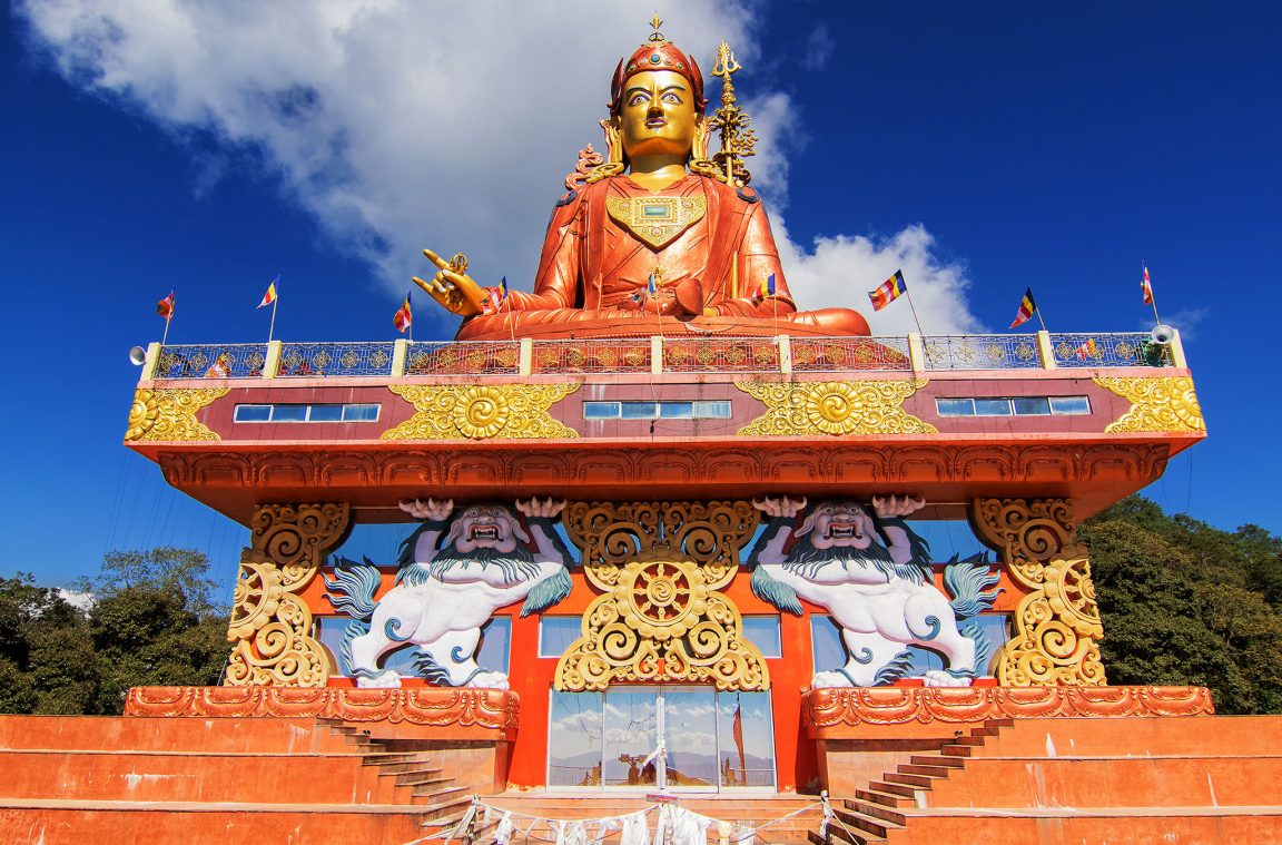 Estatua de Padmasambhava Samdruptse