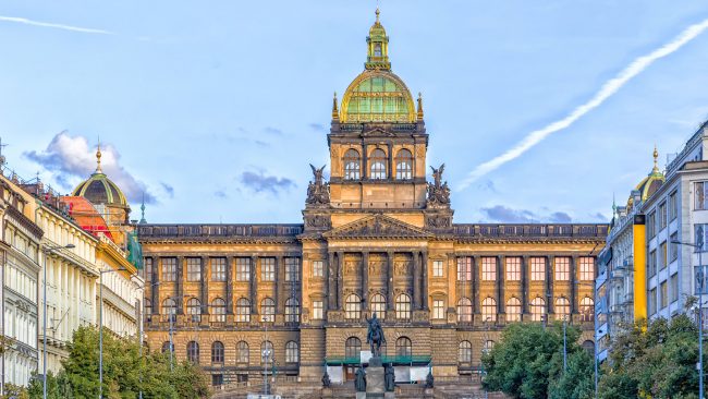 Plaza de Wenceslao, la más larga de Praga