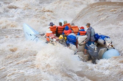 Rafting en Huesca iniciando el recorrido