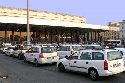 Taxis en Términi