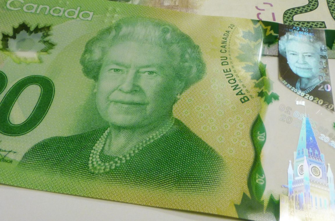 Kanadyjski banknot 20-dolarowy i królowa Elżbieta II