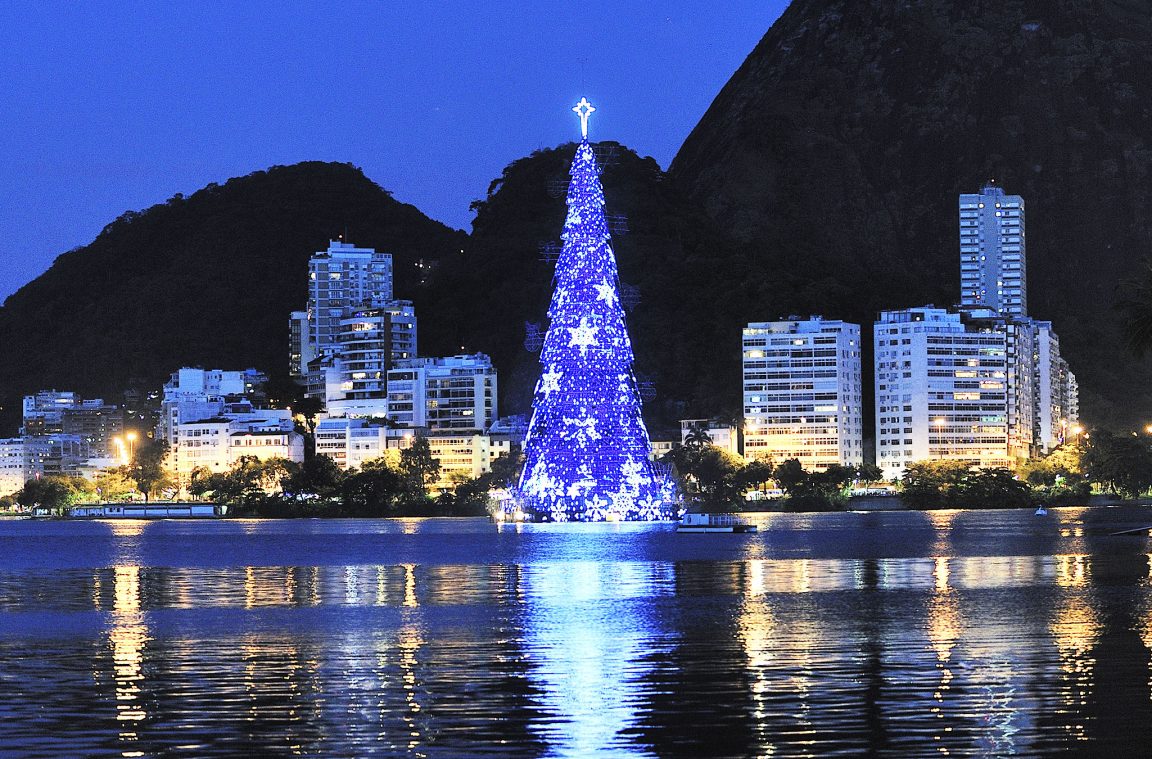 El impresionante árbol de Navidad de Río de Janeiro, Brasil