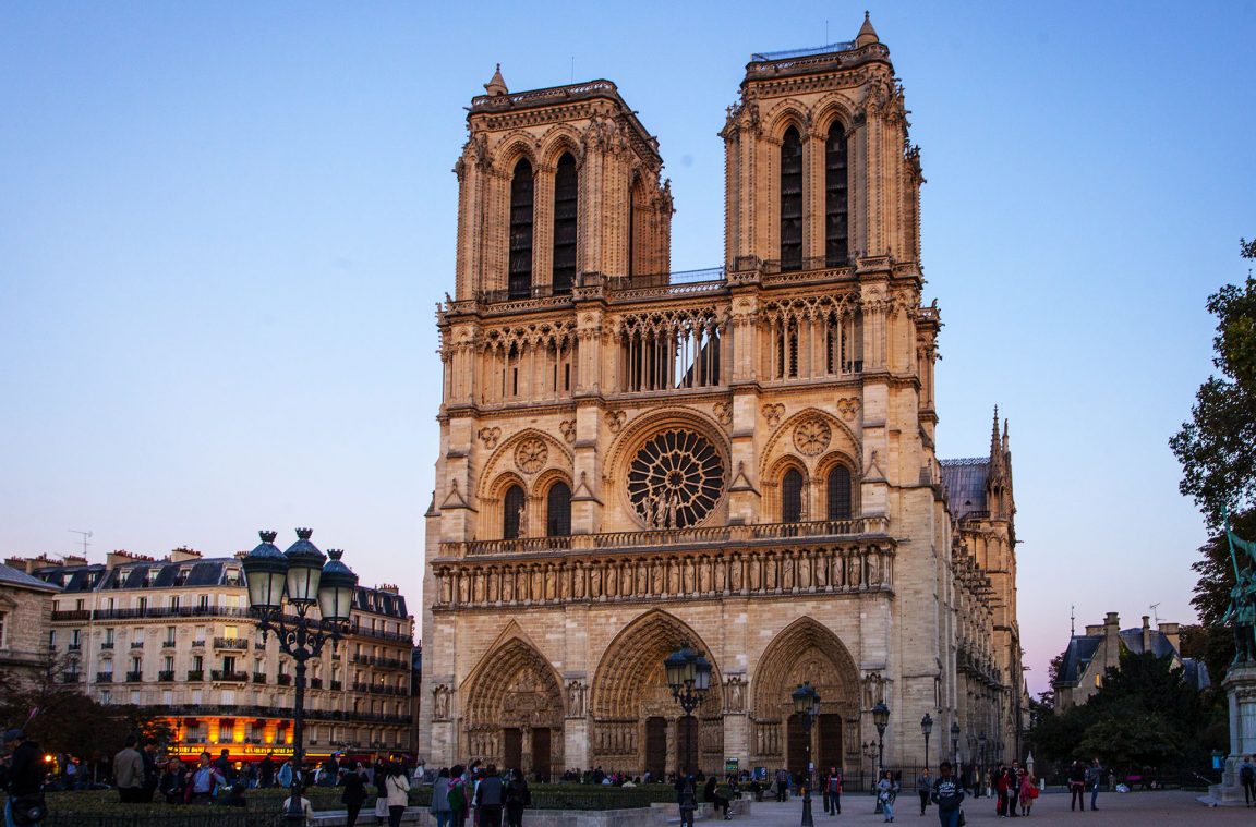 Gevel van de Notre Dame kathedraal