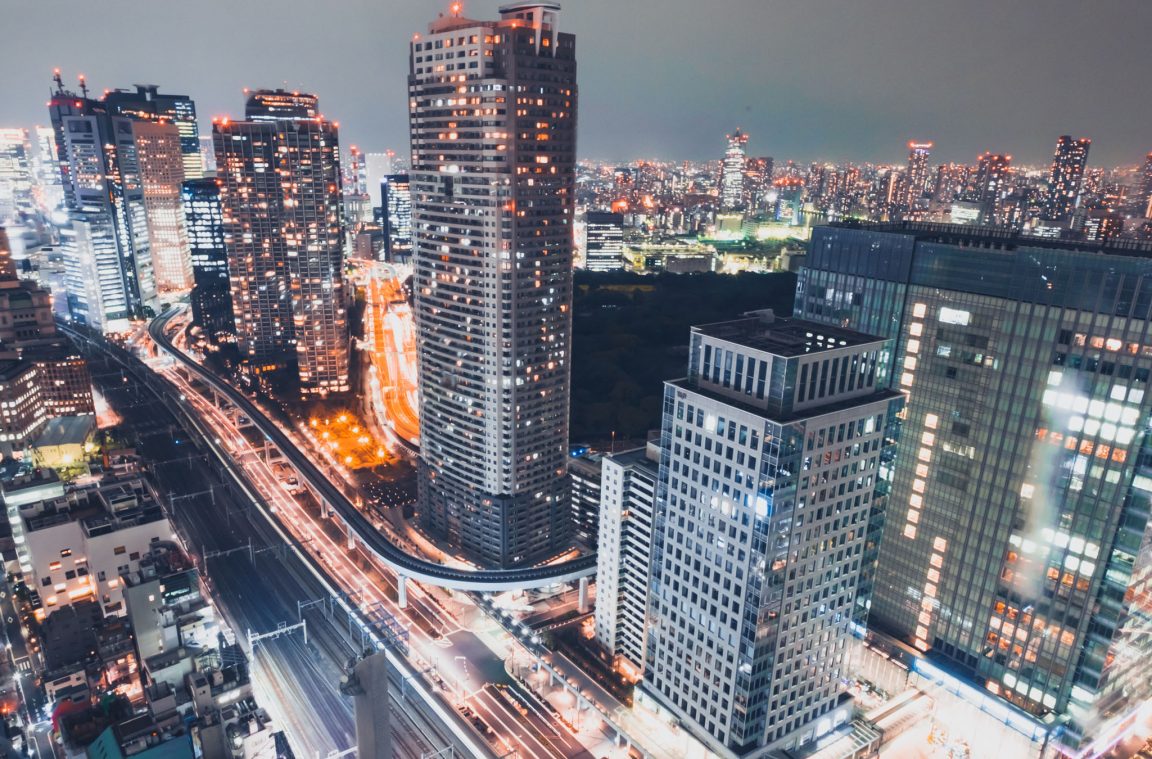 Vista nocturna de la ciudad de Tokio