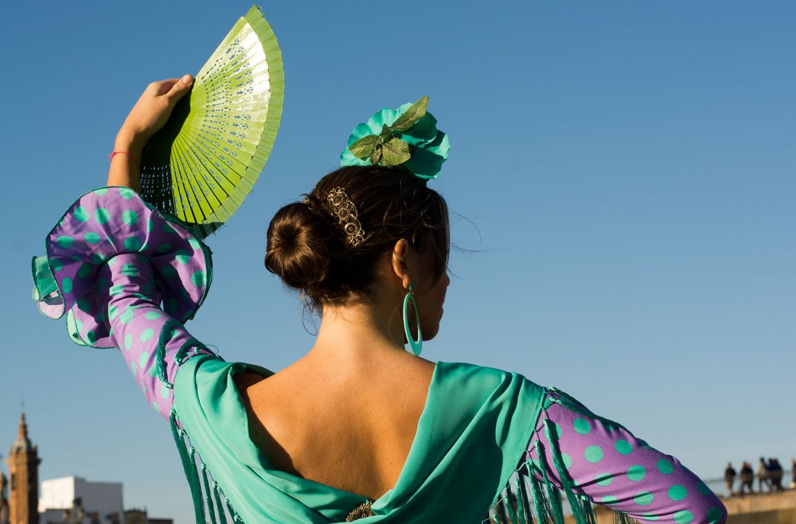 Abbigliamento dei ballerini di flamenco della Spagna