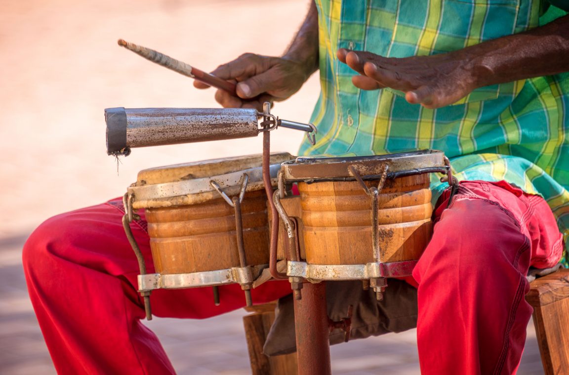 Karibische Musikinstrumente