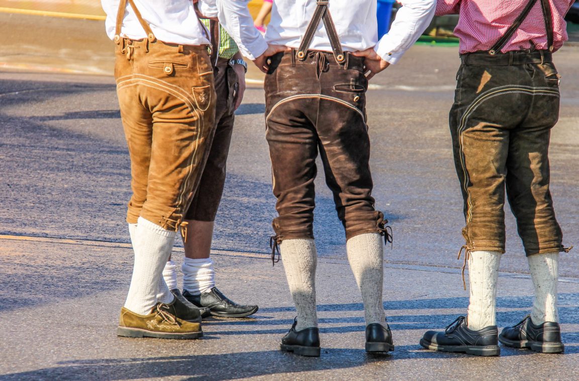 Lederhosen: the basic piece of traditional German costume