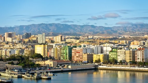 Vistas de Las Palmas desde el Mirador Cittá di Martinsicuro