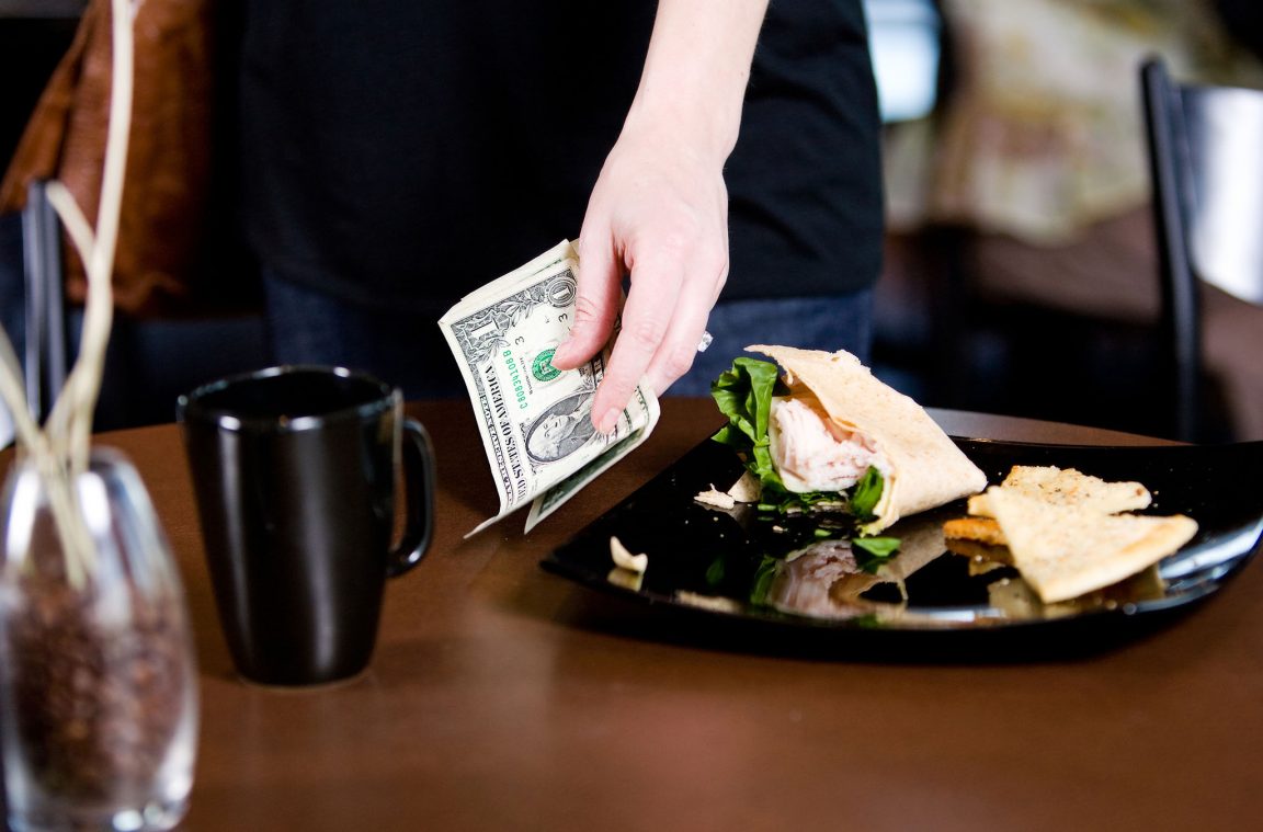 Tipping at US restaurants