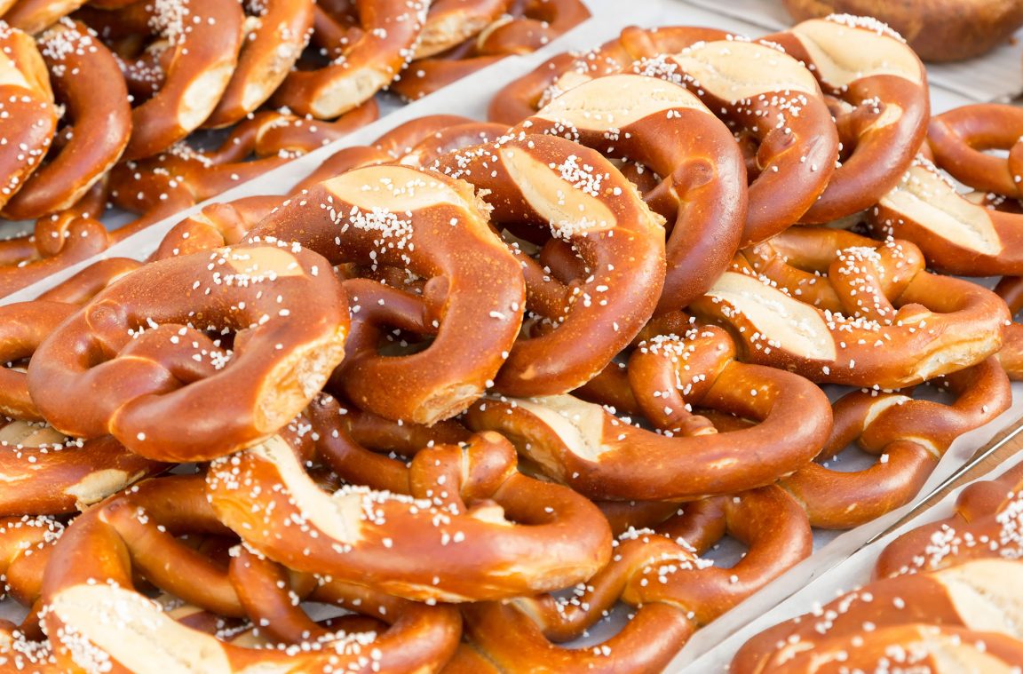 O bretzel: o rolo de pan máis popular de Alemaña