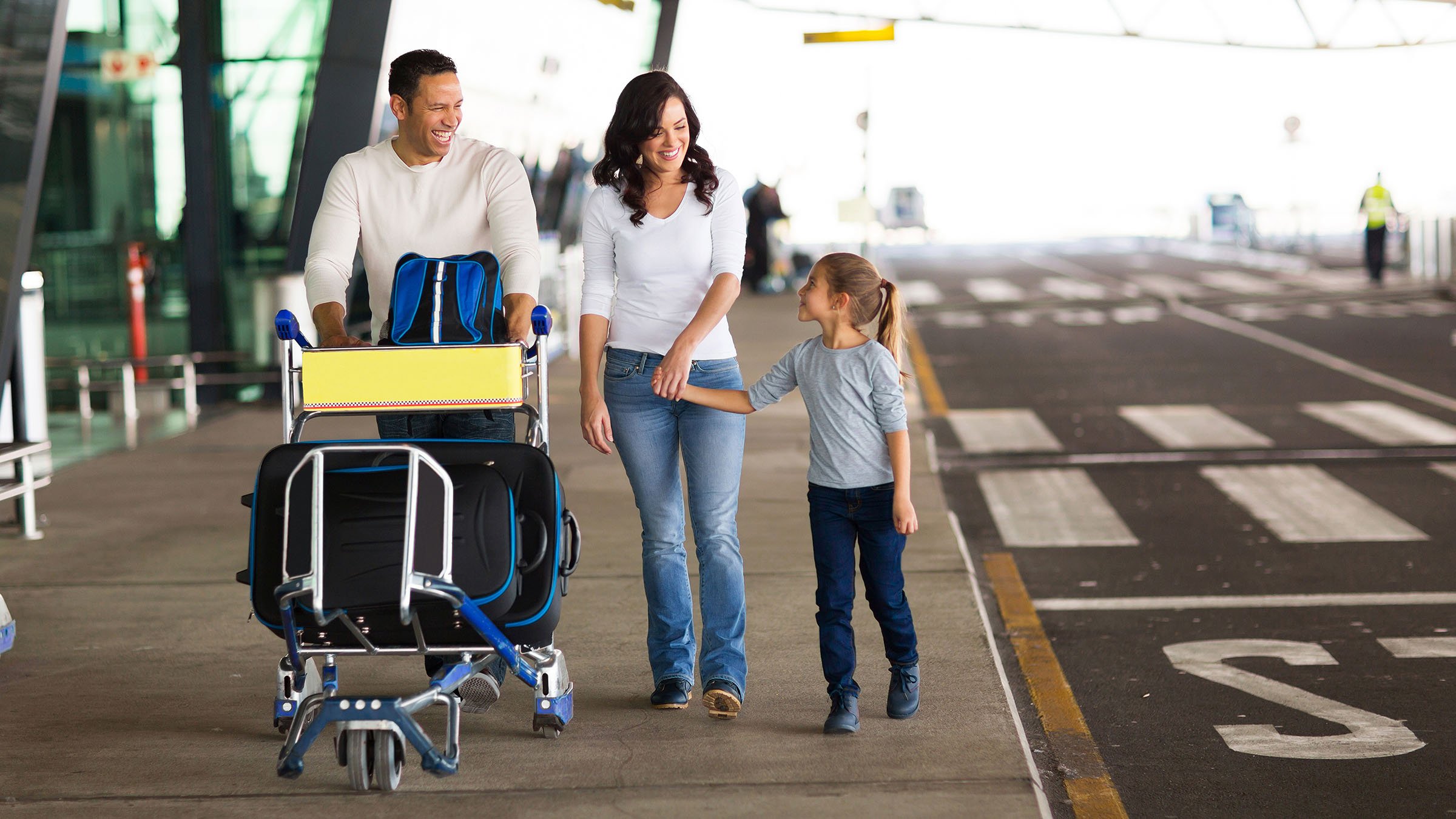 Leo un libro Accesorios lucha El precio de la facturación de maletas con Delta Air Lines