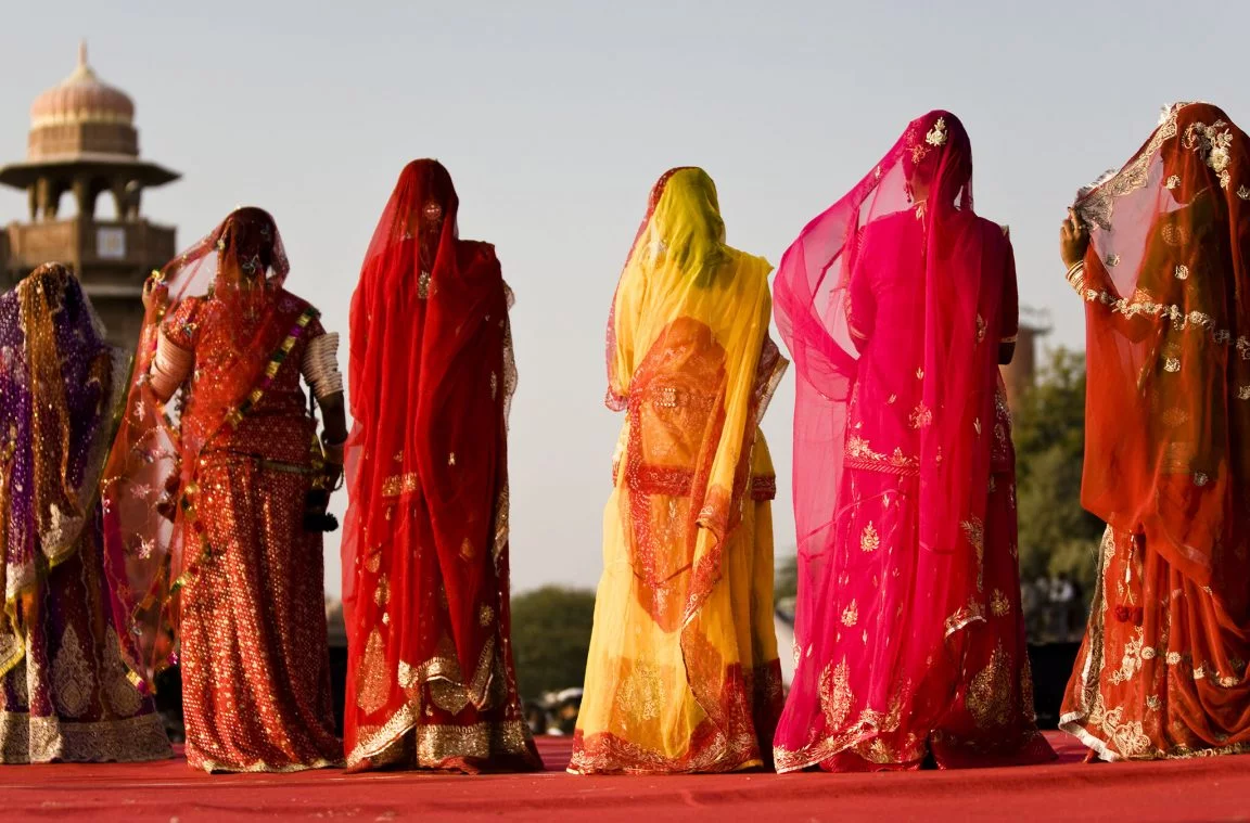 O sari: o vestido feminino mais popular da Índia