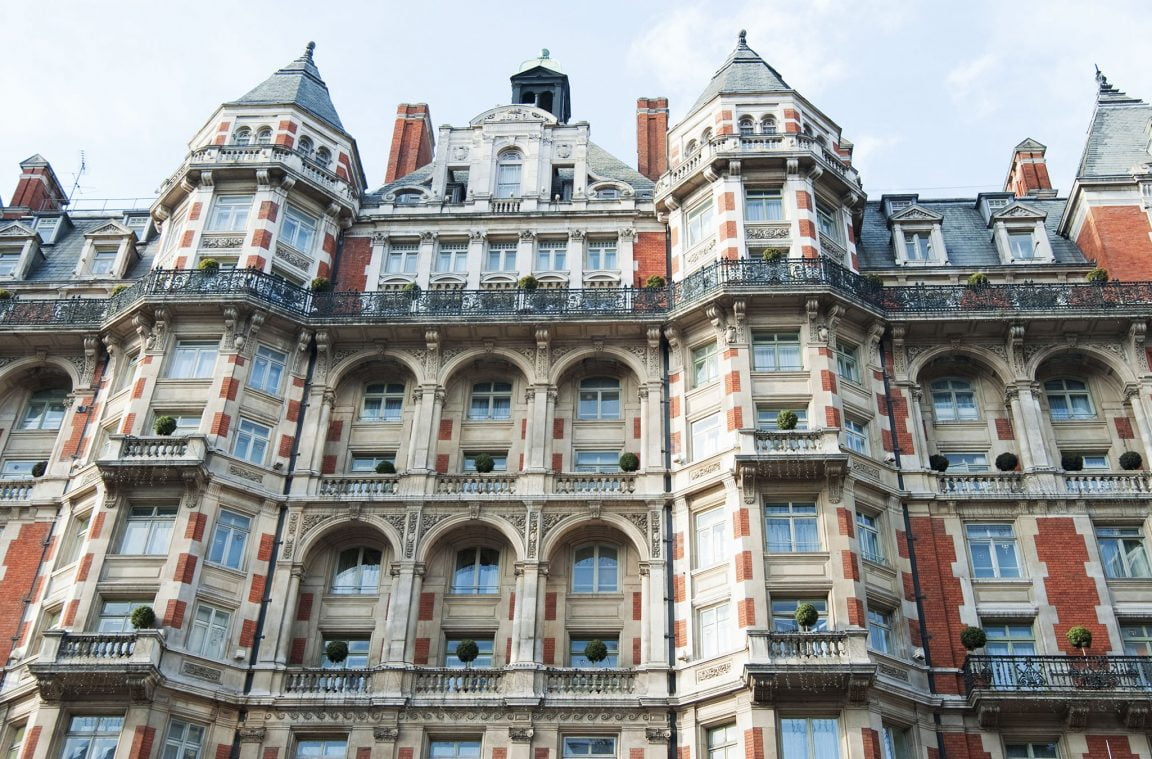 ロンドンで最も豪華なホテルのXNUMXつであるマンダリンオリエンタルハイドパーク