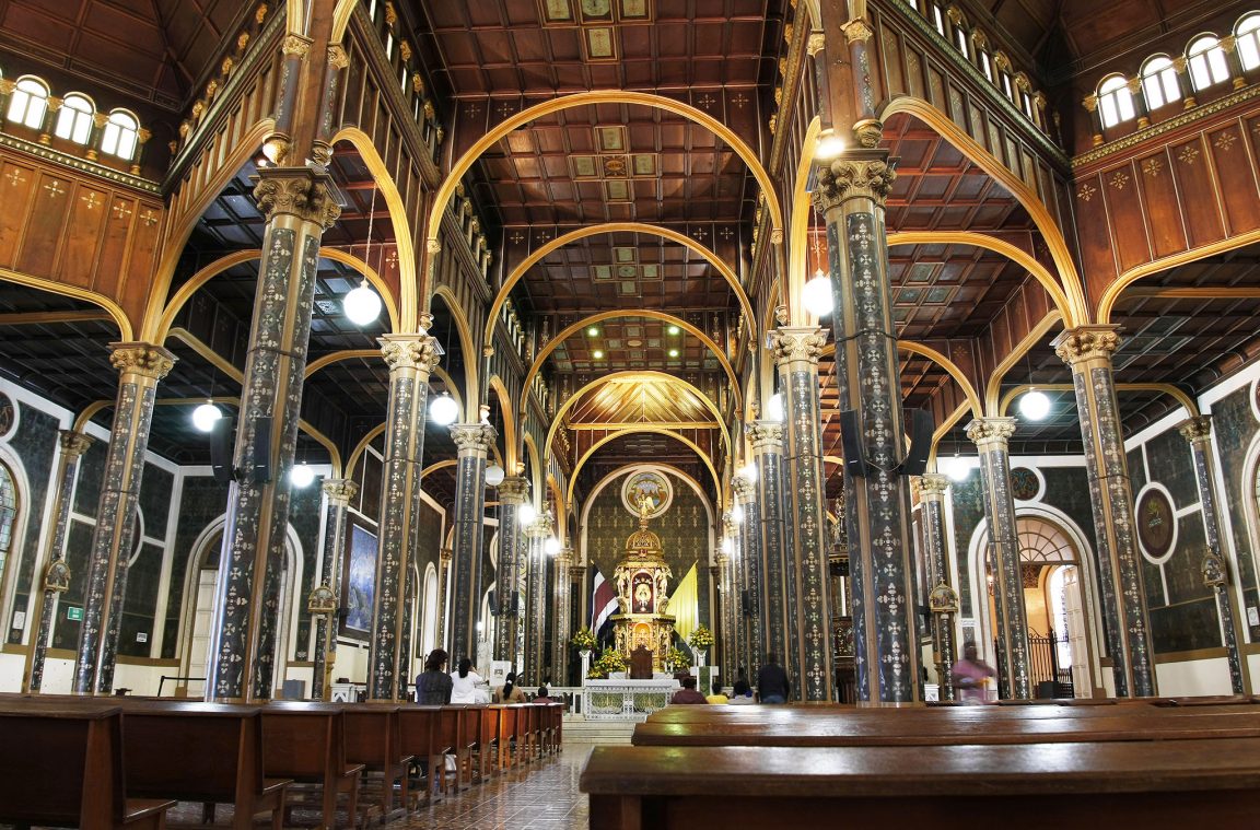 La Basílica de Nuestra Señora de los Ángeles, en Cartago, Costa Rica
