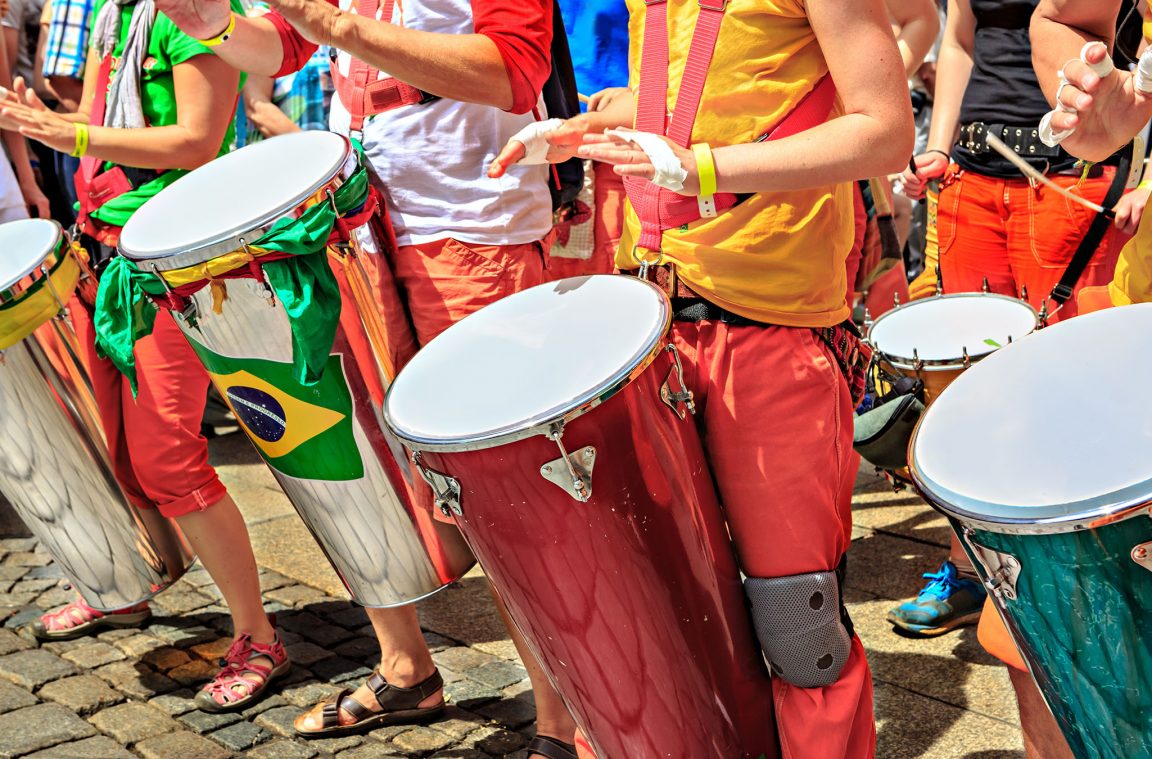Samba: ein grundlegendes Element des Karnevals in Brasilien