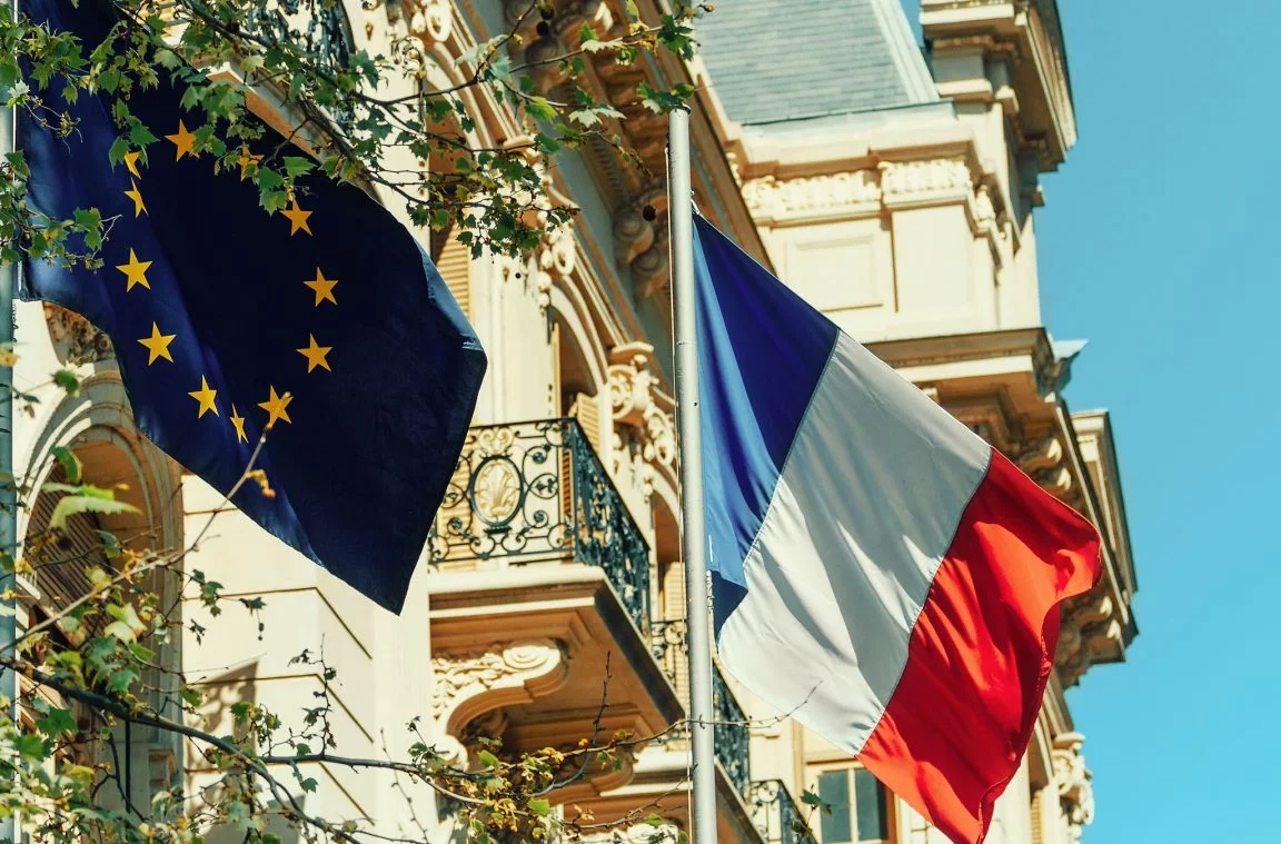 The flags of the European Union and France