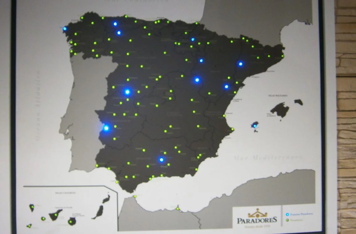 スペインのパラドーレスネットワークの地図