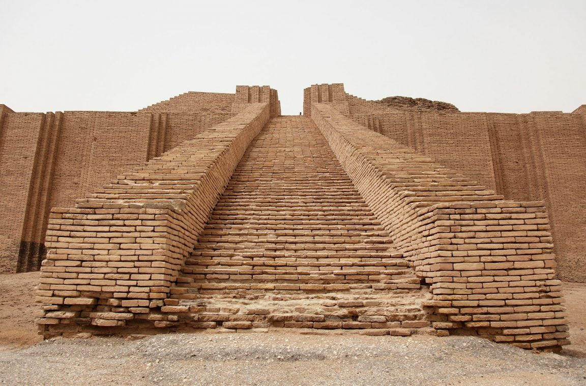 Restaurierter Tempel in der Stadt Ur im Irak