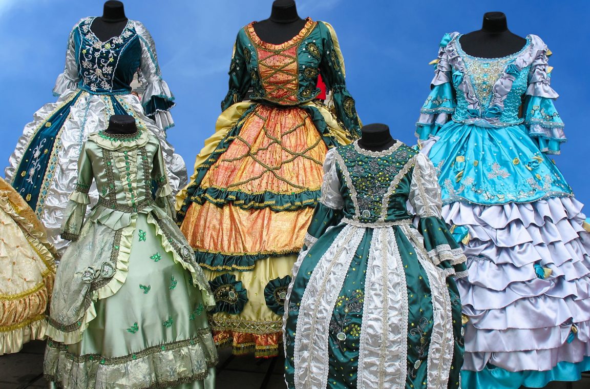 Ancient European costumes: Renaissance period in Italy