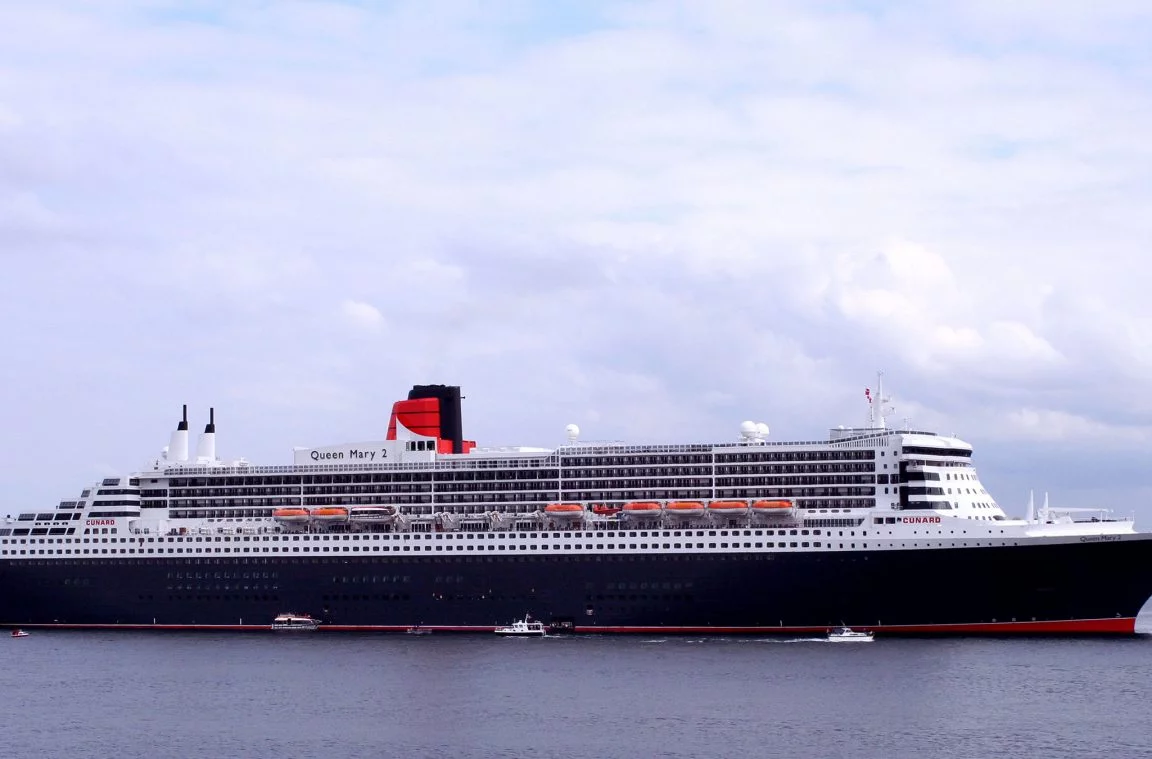 Queen Mary 2 Ozeandampfer