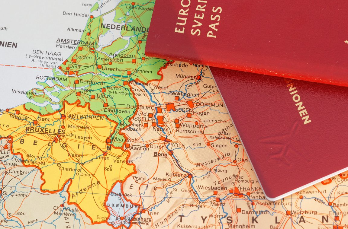 Viaxa a Bélxica cun pasaporte